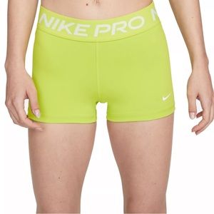 NWT Nike Pro 3” size XL